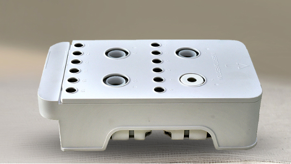 塑膠外殼注塑加工出現脆裂怎么辦？