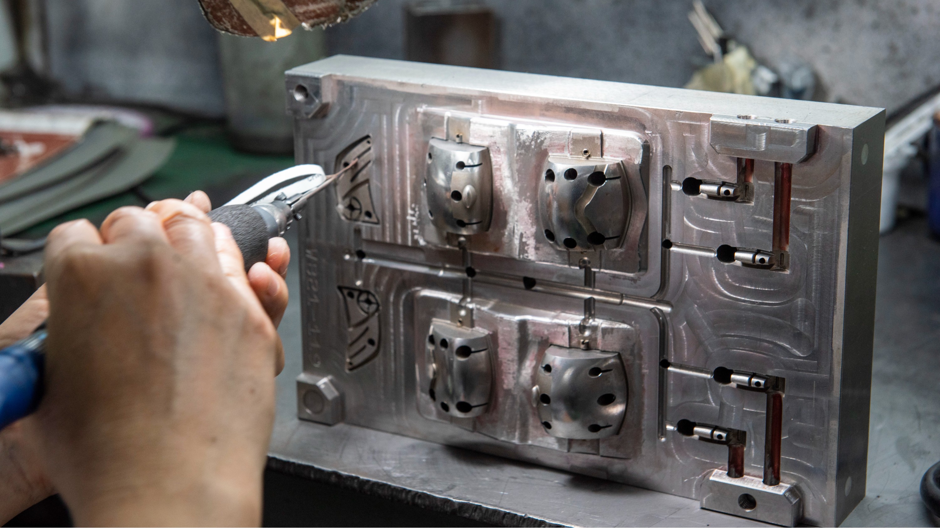 注塑模具開模一般是用什么模具鋼比較好？