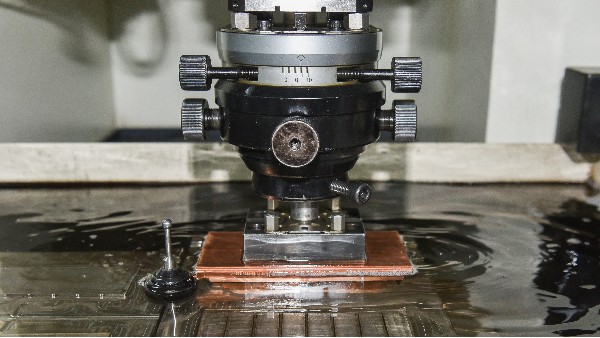 塑膠模具注塑加工廠家模具設計